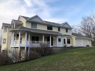 1652 Augusta Rd, Decorah, IA 52101