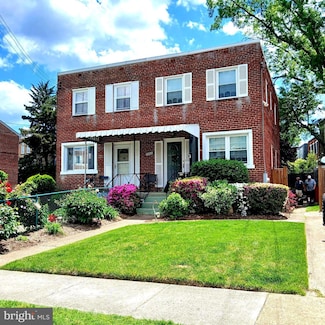 3202 13th Rd S, Arlington, VA 22204