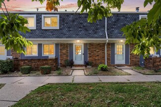 425 Peterson St Unit 425, Iowa City, IA 52245