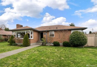 9510 18th Ave NW, Seattle, WA 98117