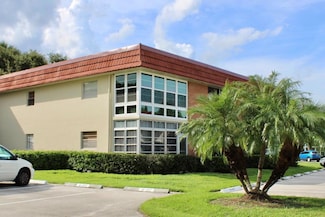 16 Vista Palm Ln Unit 105, Vero Beach, FL 32962