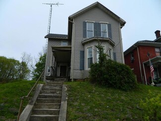 148 S Race St, Springfield, OH 45506