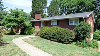 1245 Paddock Cir, Charlotte, NC 28209