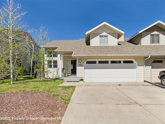 944 Wheel Cir, Carbondale, CO 81623