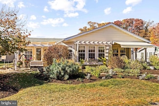 205 Finch Ct, New Hope, PA 18938