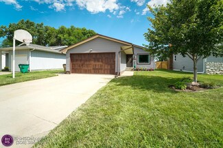 2514 W 5th St, Grand Island, NE 68803