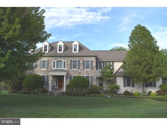 1043 Tyler Dr, Newtown Square, PA 19073