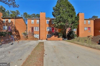 117 Davis Mill Ct, Lawrenceville, GA 30044