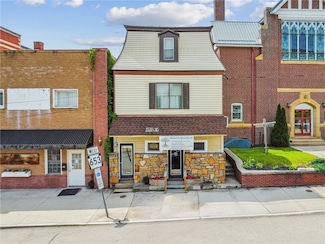 683 Main St, Rockwood, PA 15557