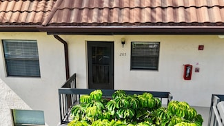 7214 Golf Colony Ct Unit 2050, Lake Worth, FL 33467