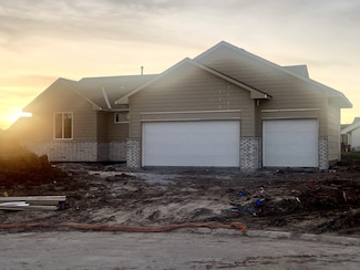 1633 N Wildflower Ct, Andover, KS 67002