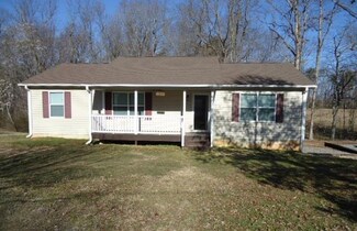 152 Creeksview Ln, Cascade, VA 24069