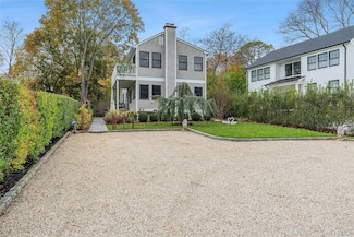 13 Willow Shade Ave, East Quogue, NY 11942