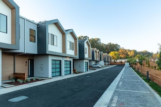 105 Darlington Ln, Soquel, CA 95073