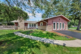 18900 Oakwood Ct, Country Club Hills, IL 60478