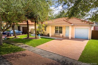 19373 NW 90th Ct, Hialeah, FL 33018