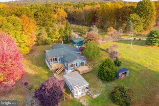 161 Bell Hollow Ln, Bluemont, VA 20135