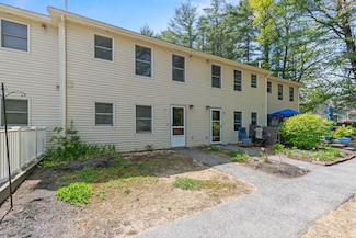 82 Cascade Rd Unit 3, Old Orchard Beach, ME 04064