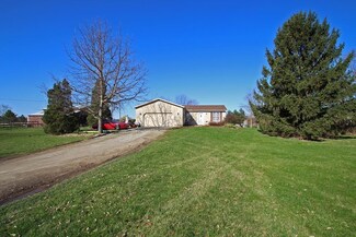 10932 York Rd, Etna, OH 43105