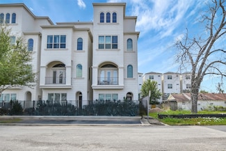 4015 Lillian St, Houston, TX 77007