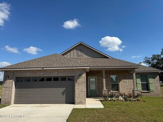409 Summer St, Broussard, LA 70518