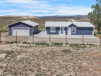 2512 Anchorage St, Elko, NV 89801
