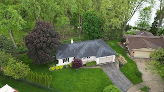 1461 Banbury Ave NE, Grand Rapids, MI 49505