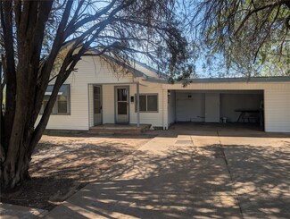 603 N Grand Ave, Olney, TX 76374