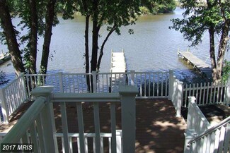 1214 Riverside Dr, Stoney Beach, MD 21226