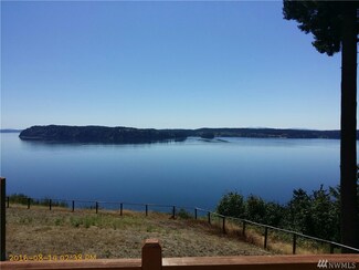 1127 7th Ct, Fox Island, WA 98333