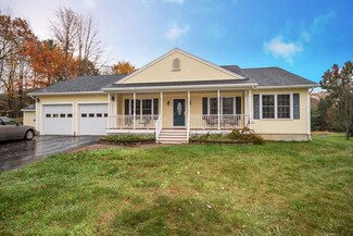 108 County Farm Cross Rd, Dover, NH 03820