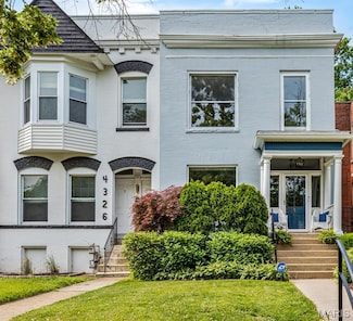4328 Laclede Ave, Saint Louis, MO 63108