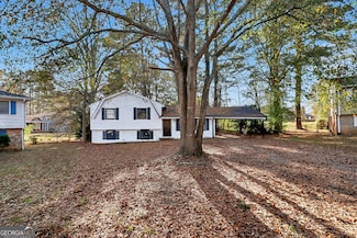 2731 Lynn Ct, Ellenwood, GA 30294