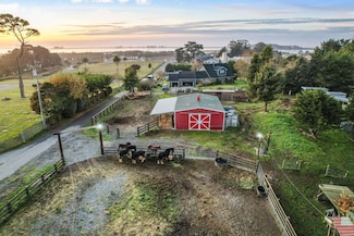 1805 Sunset Dr, Eureka, CA 95503