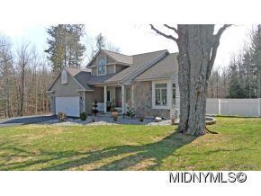 9720 Deerpath Cir, Marcy, NY 13403