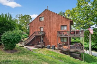 3 Red Lodge Dr Unit 1, Vernon, NJ 07462