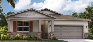 660 Crown Rose Dr, Eagle Lake, FL 33839