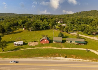 2516 U S 63, Hardy, AR 72542