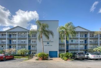 900 SW 125th Way Unit R112, Pembroke Pines, FL 33027
