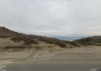 17 W Sumner Ave, Lake Elsinore, CA 92530