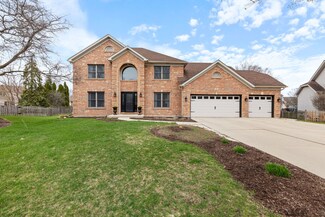 50 Ascot Ln, Aurora, IL 60504