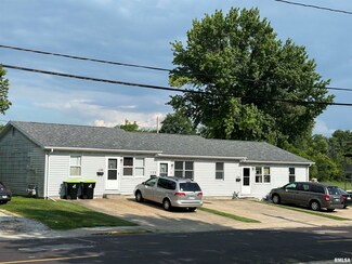 130 Hardin Ave Unit 130 ,132,134, Jacksonville, IL 62650