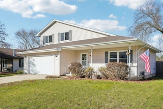 1614 Briarwood Ln, Hartford, WI 53027