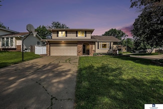 1120 Sally St, Papillion, NE 68046