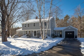 9 Birch Ct, Kennebunkport, ME 04046