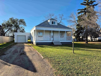 307 N 3rd Ave, Glenburn, ND 58740