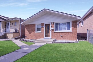 7704 Meade Ave, Burbank, IL 60459