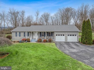 407 Discovery Rd, Martinsburg, WV 25403