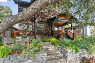 817 Curtis St, Albany, CA 94706