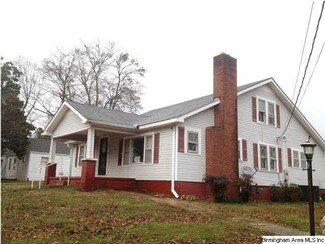 2617 11th Ave, Haleyville, AL 35565